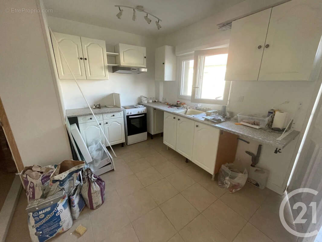 Maison à LES EGLISOTTES-ET-CHALAURES