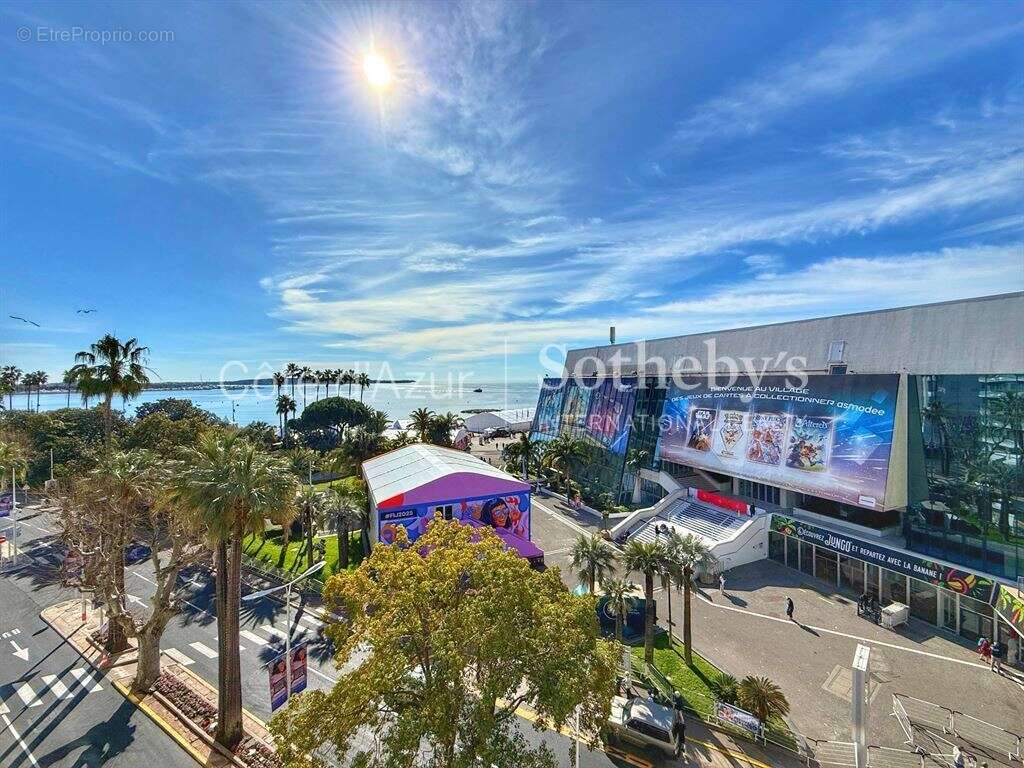 Appartement à CANNES