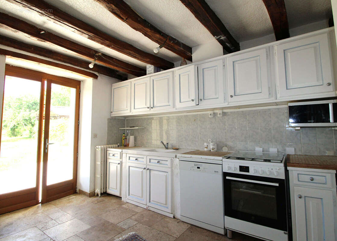 Maison à FLAVIGNEROT