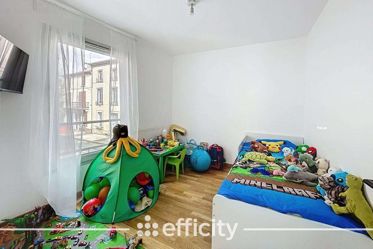 Appartement à GIVORS