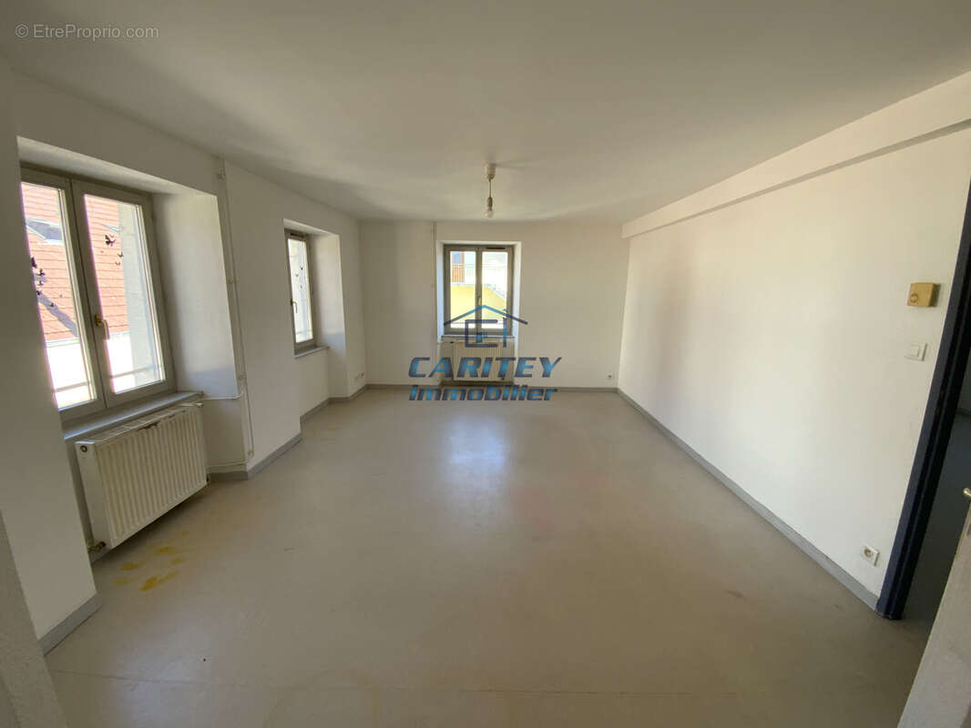 Appartement à HERICOURT