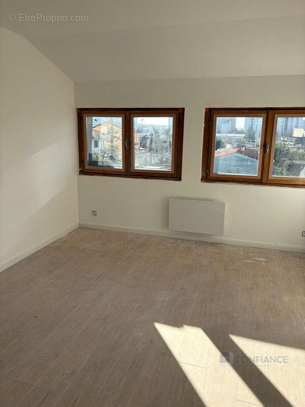 Appartement à RILLIEUX-LA-PAPE