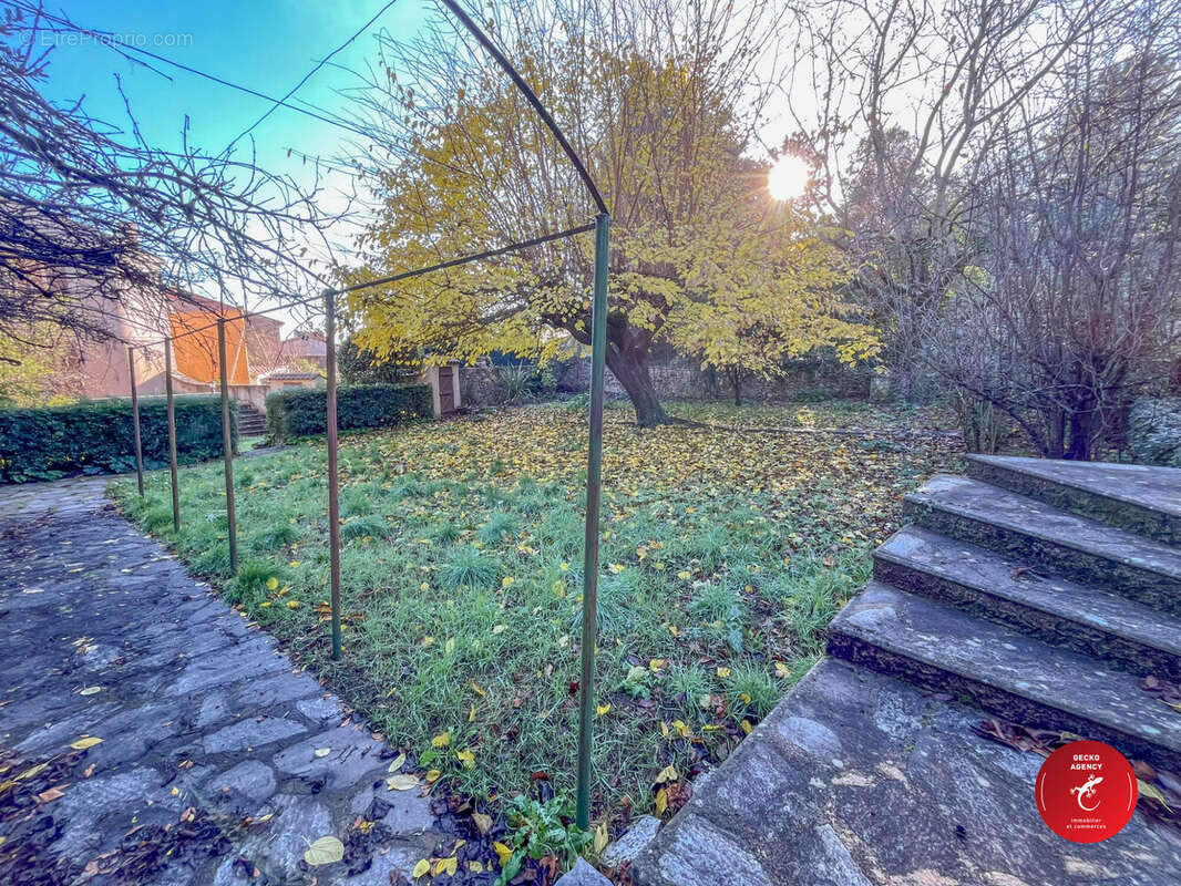 Maison à FIGANIERES