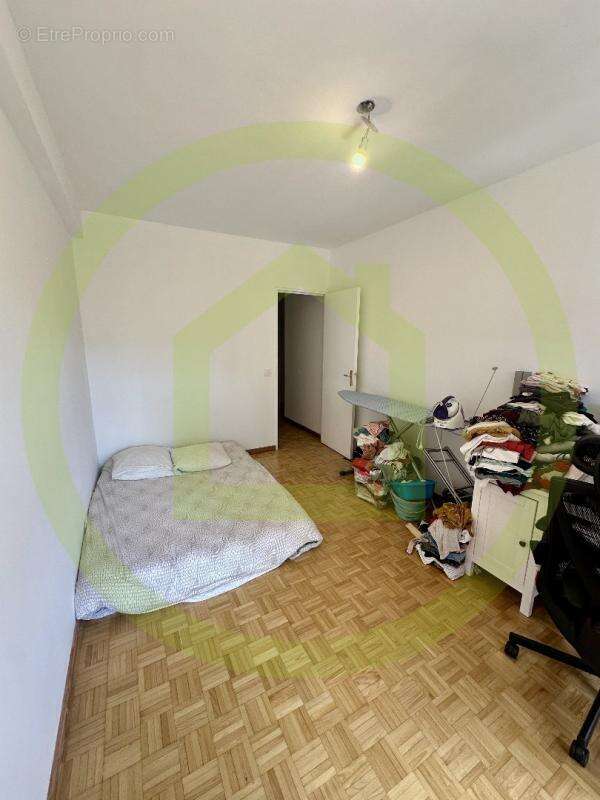 Appartement à MARSEILLE-9E