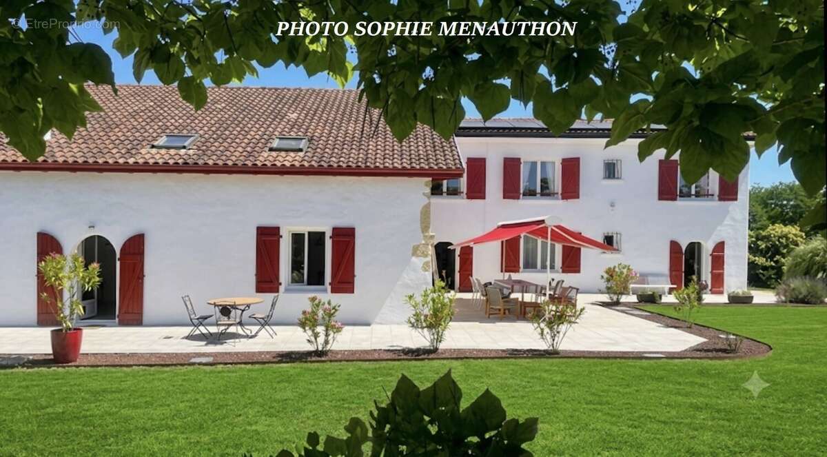 Maison à PEYREHORADE