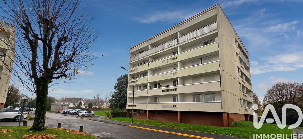 Photo 9 - Appartement à PONTAULT-COMBAULT