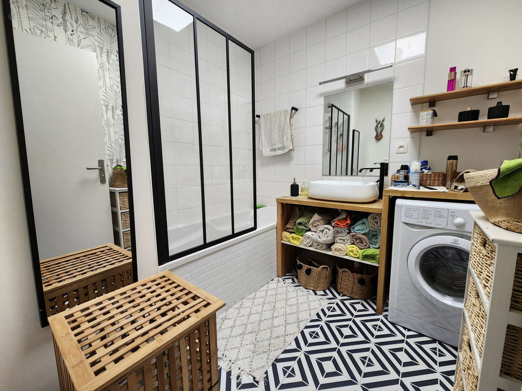 Appartement type 4 de 81m2 avec balcon et garage à BOURGBARRÉ - photo 9