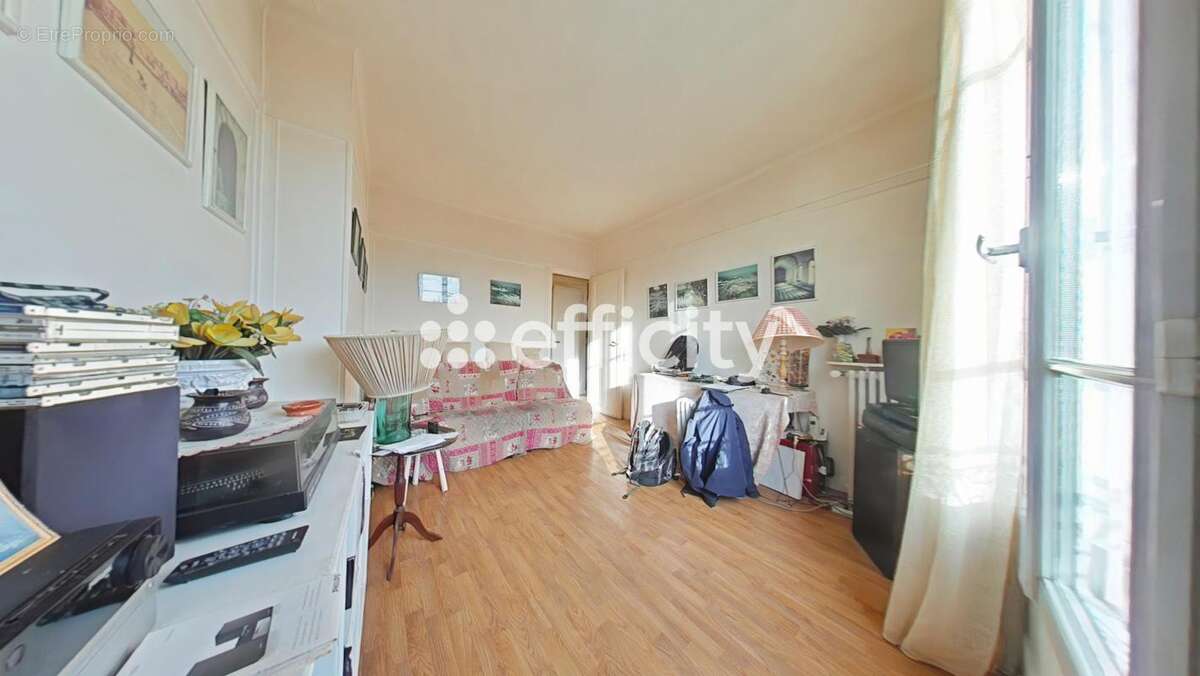 Appartement à COLOMBES