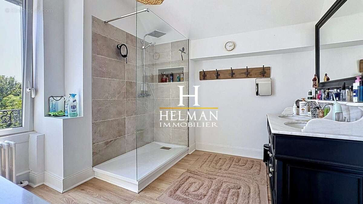 Maison 185 m² à Desvres  - photo 7