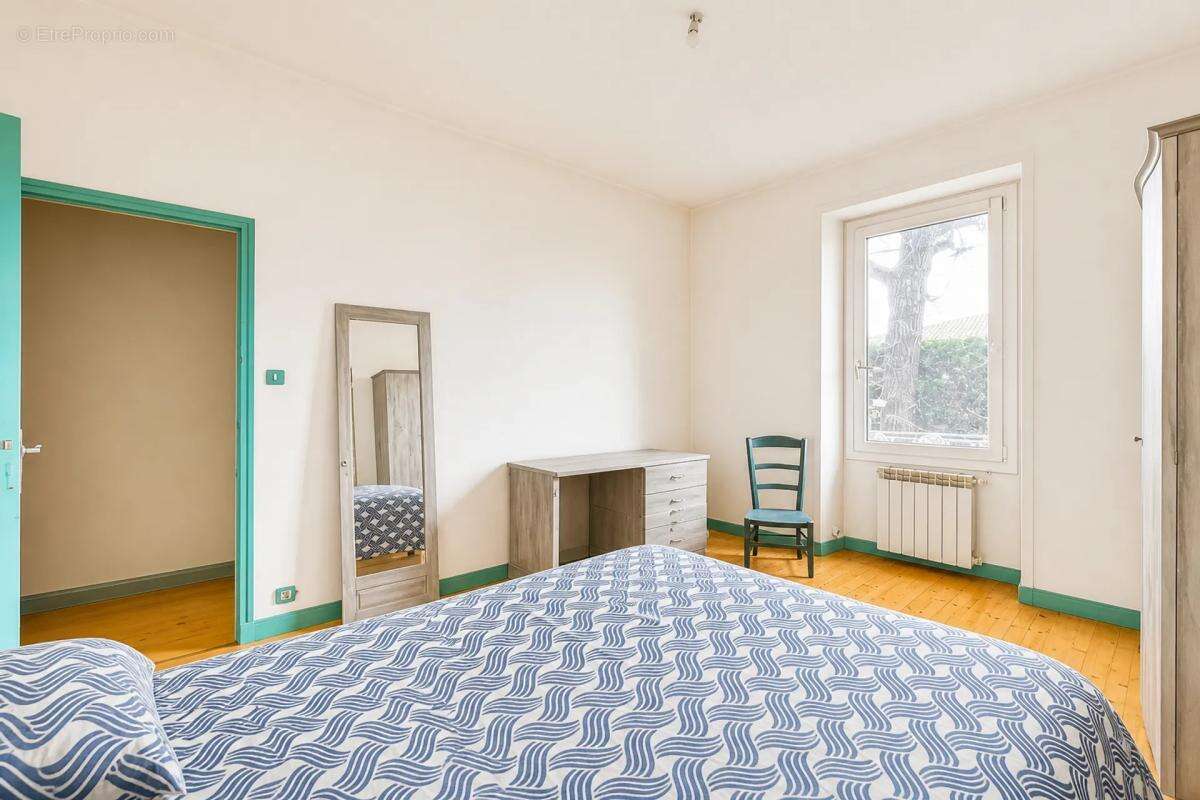 Maison de maître de 222m² à Pergain-Taillac - photo 34