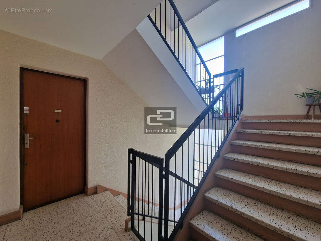 Appartement à COUZON-AU-MONT-D'OR