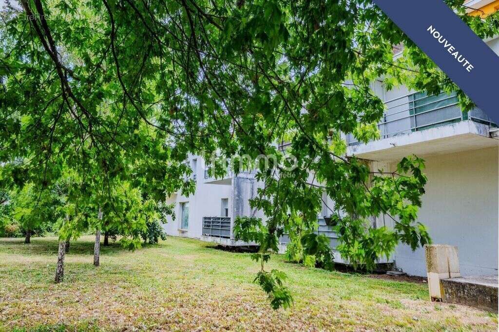Appartement à AMBES
