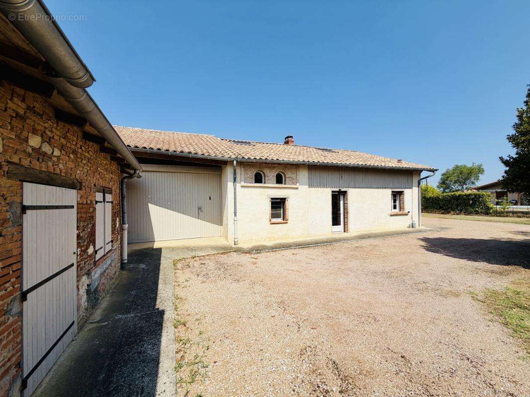 Maison 183 m² à Montauban  - photo 2