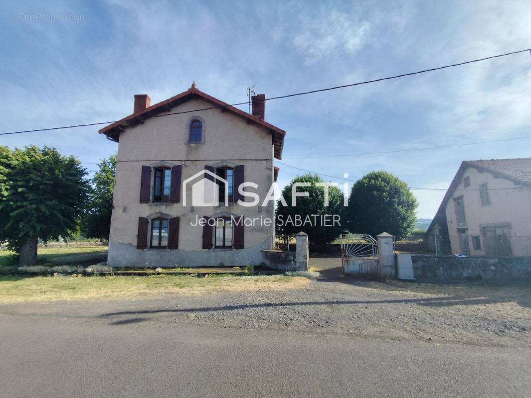 Photo 1 - Maison à VERNASSAL
