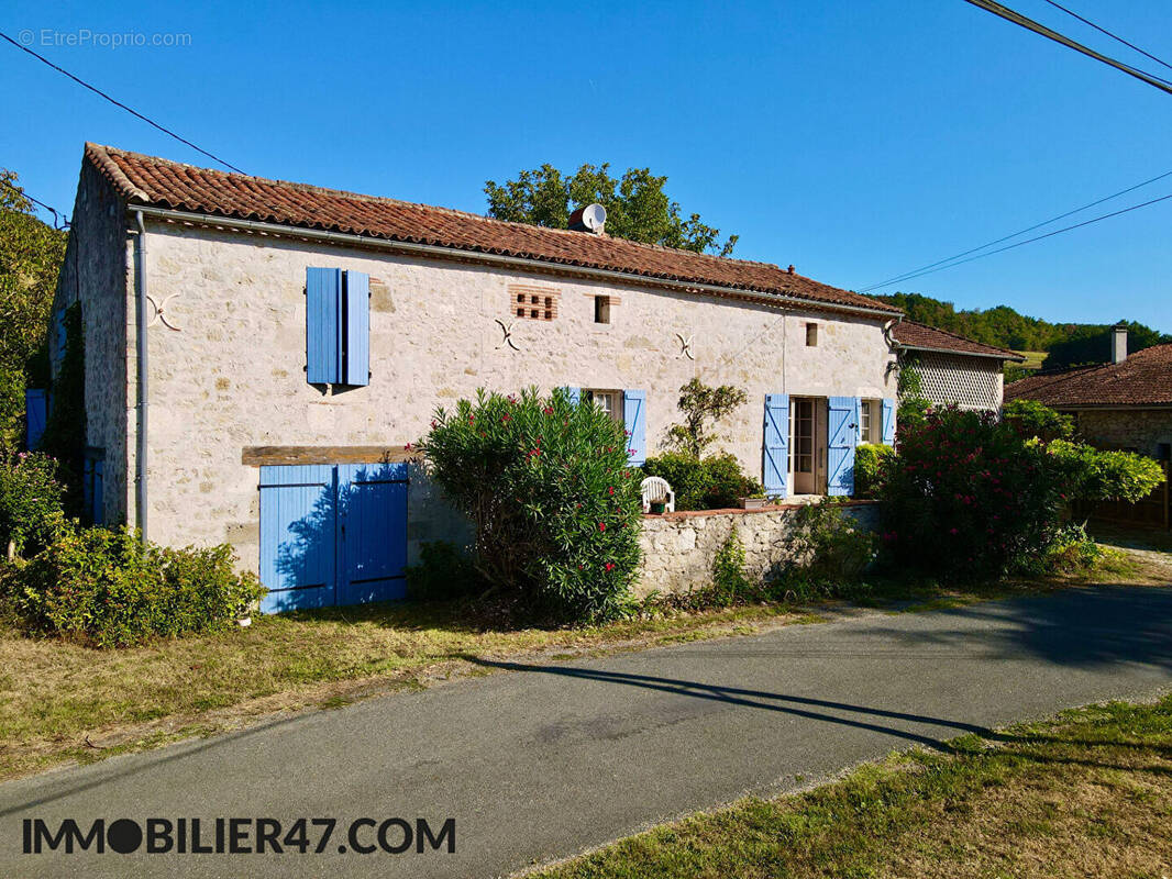 Maison à PRAYSSAS