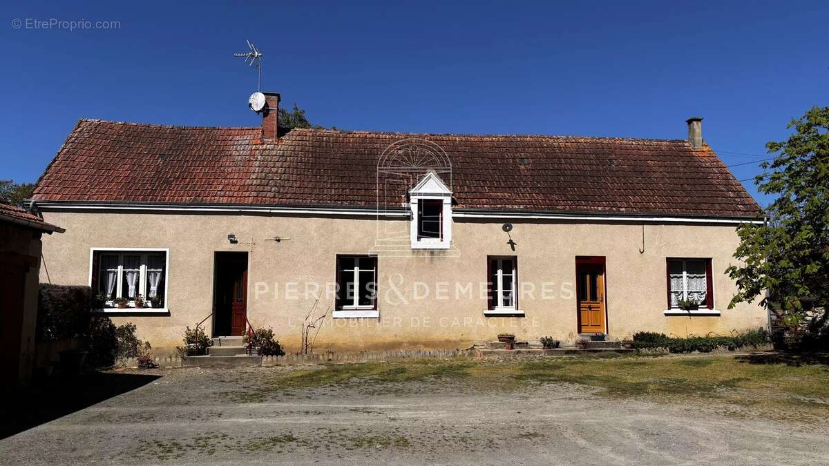 Maison à LA BERTHENOUX
