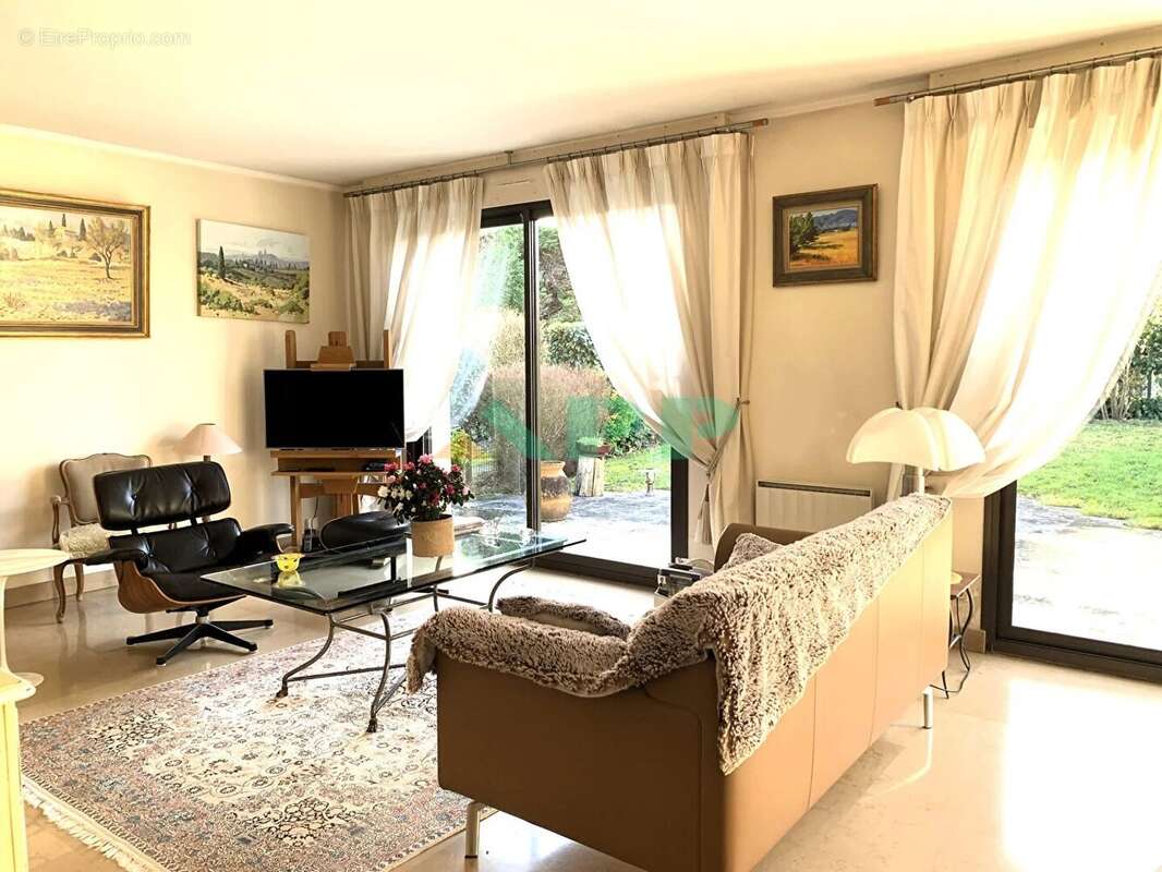 Maison à JUVISY-SUR-ORGE