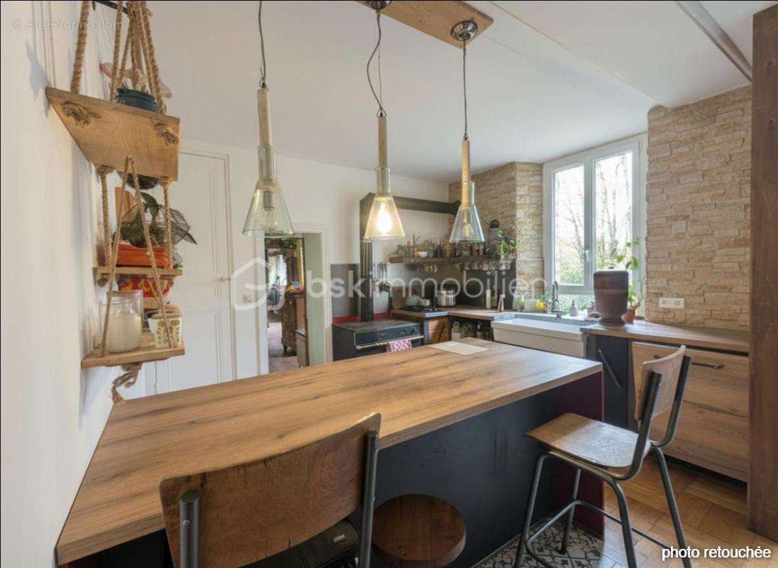 Maison à EGRISELLES-LE-BOCAGE