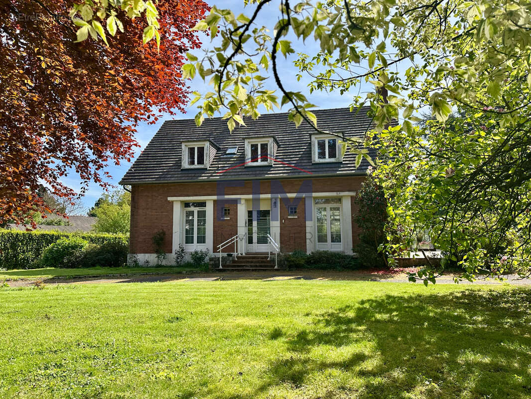 Maison à NEUFCHATEL-EN-BRAY