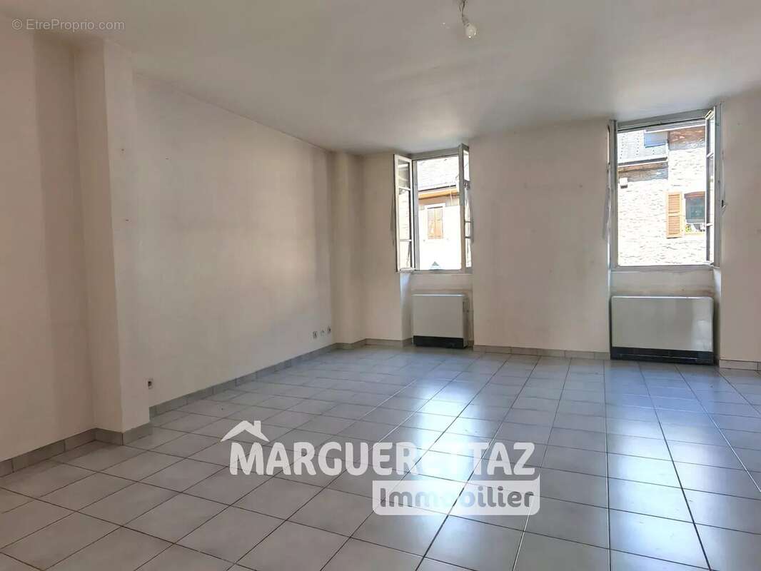 Appartement à TANINGES