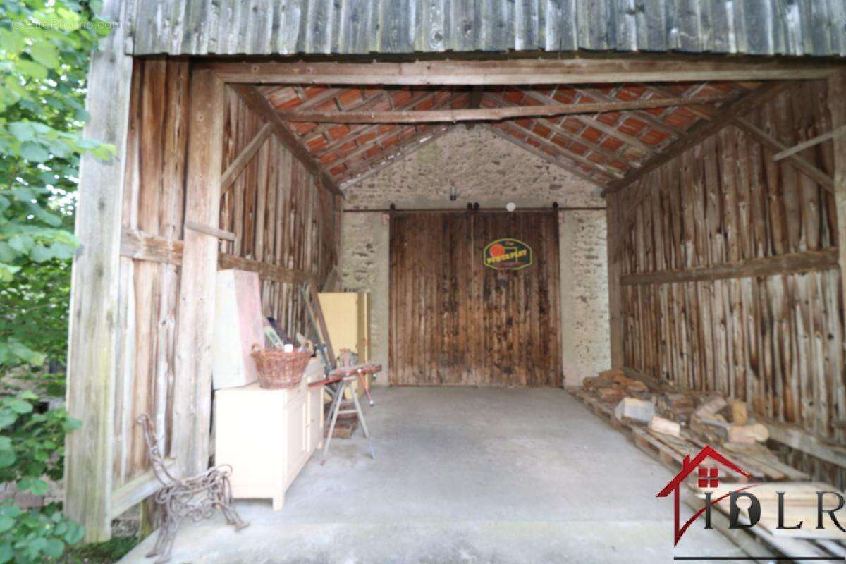Ferme vosgienne de caractère   Deux logements    Dépendances - photo 15