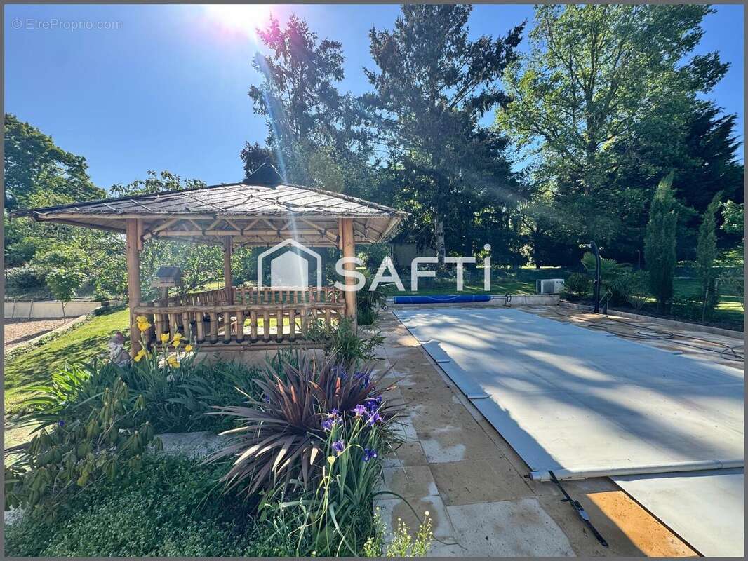 Maison 172 m² à Genouilly  - photo 2