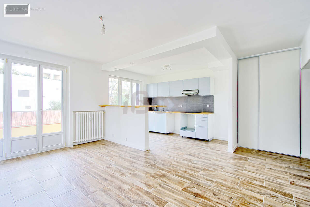 Appartement à LE PRADET