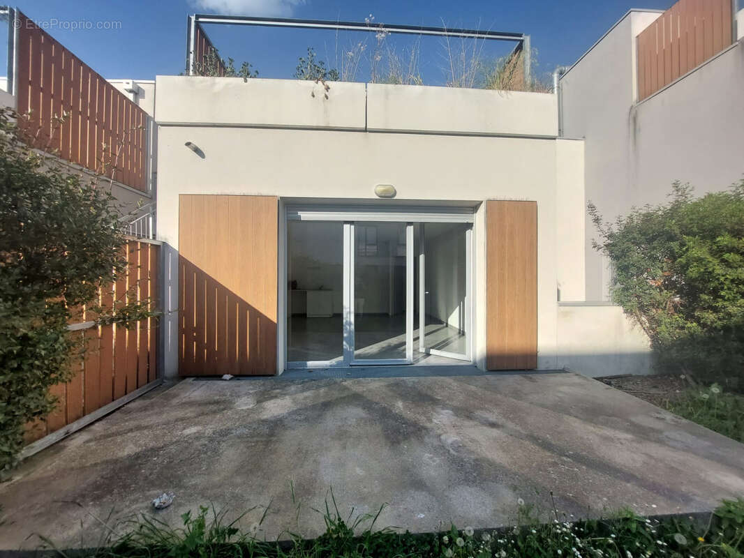 Appartement T3 de 60 M2 avec une terrasse et un jardin - photo 6