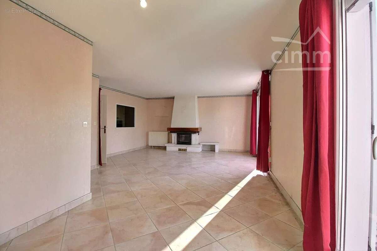 Maison à JOUE-LES-TOURS