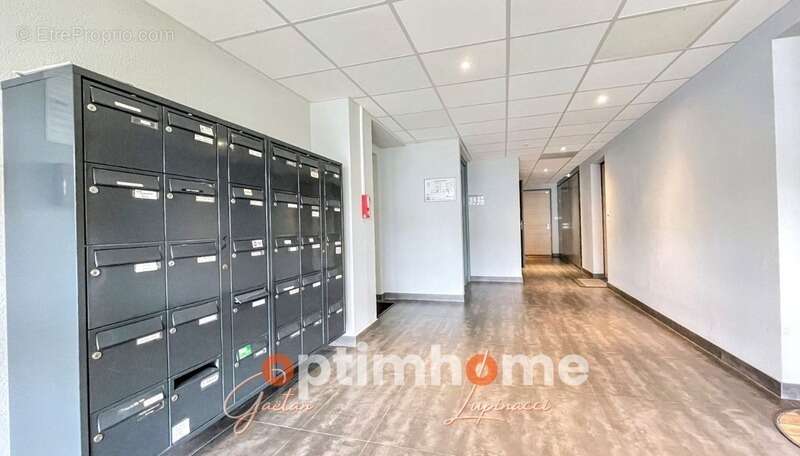 Appartement à AMNEVILLE