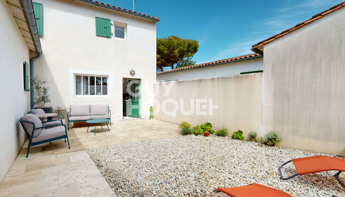 Maison à LA FLOTTE