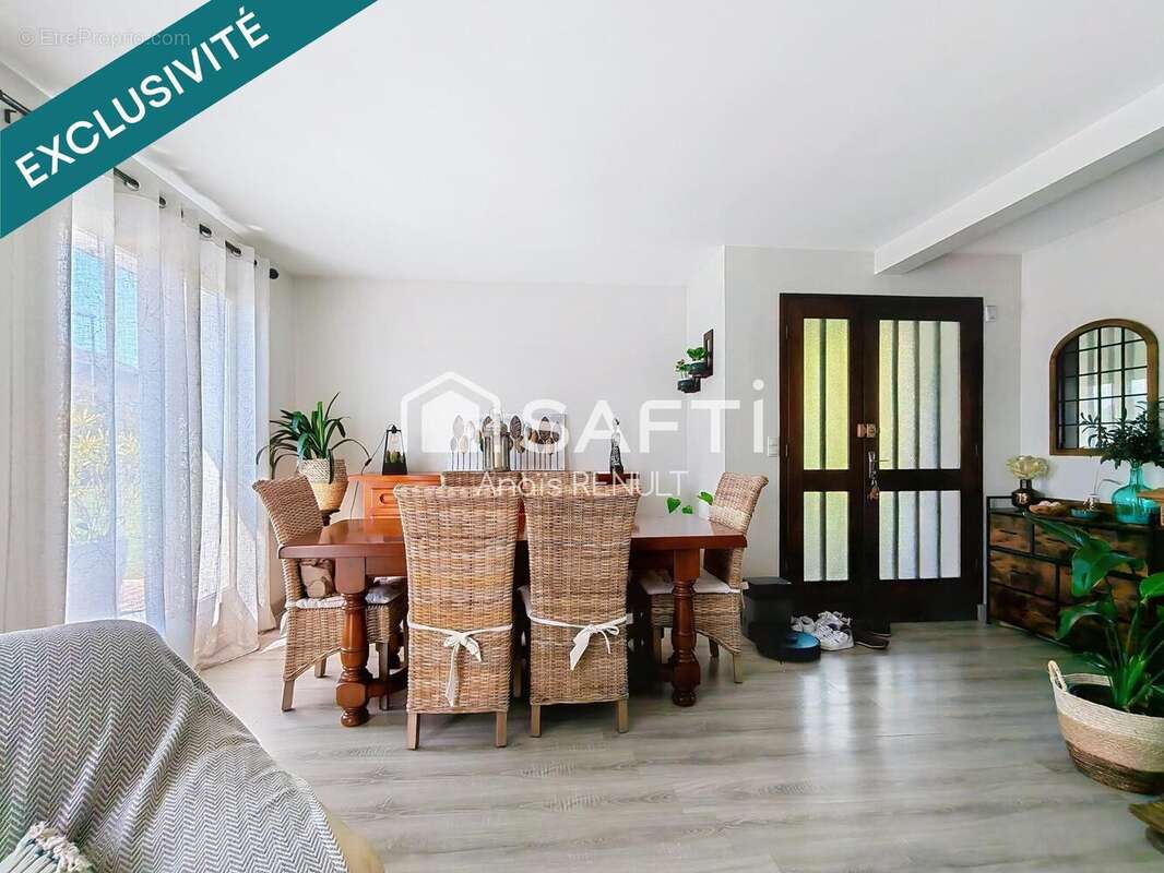 Photo 4 - Maison à SAINT-LUBIN-DES-JONCHERETS