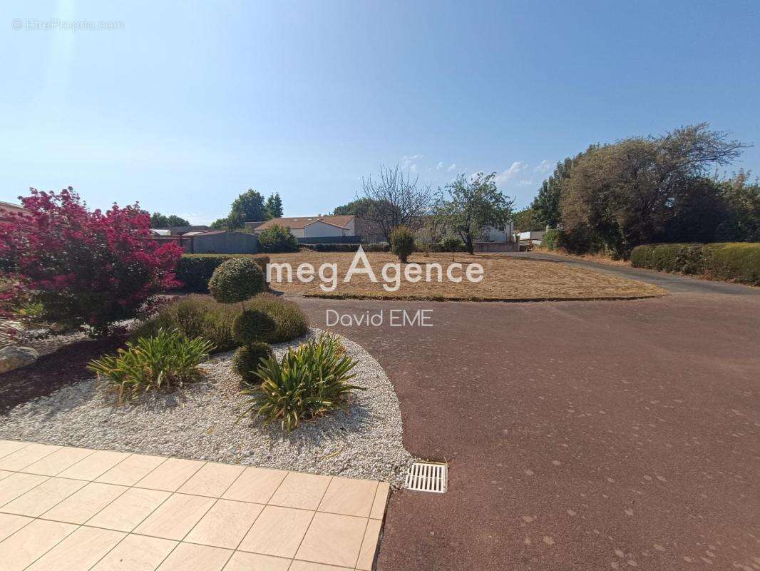 5 Pièces, 108 m2, 3 chambres, AIZENAY Centre - photo 14