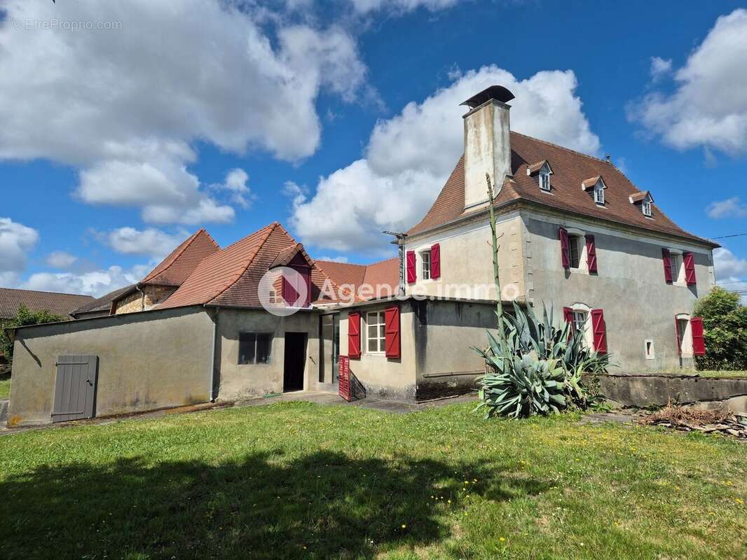 Maison à VIELLESEGURE