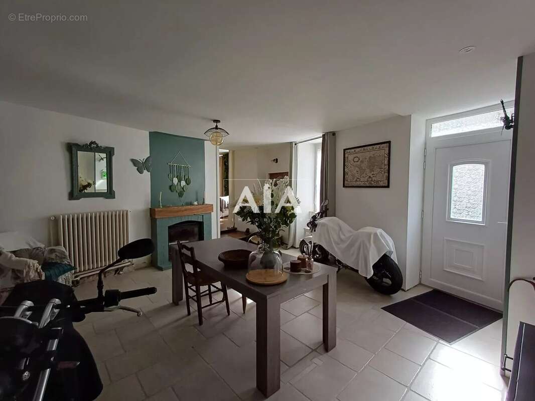Maison à RUFFEC