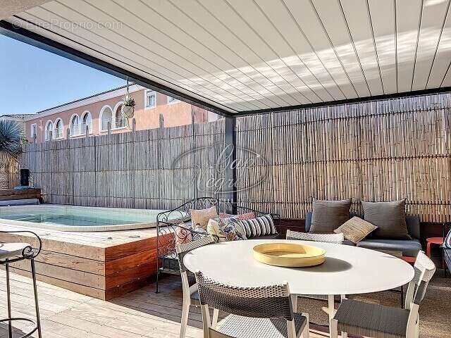 Appartement à GRIMAUD