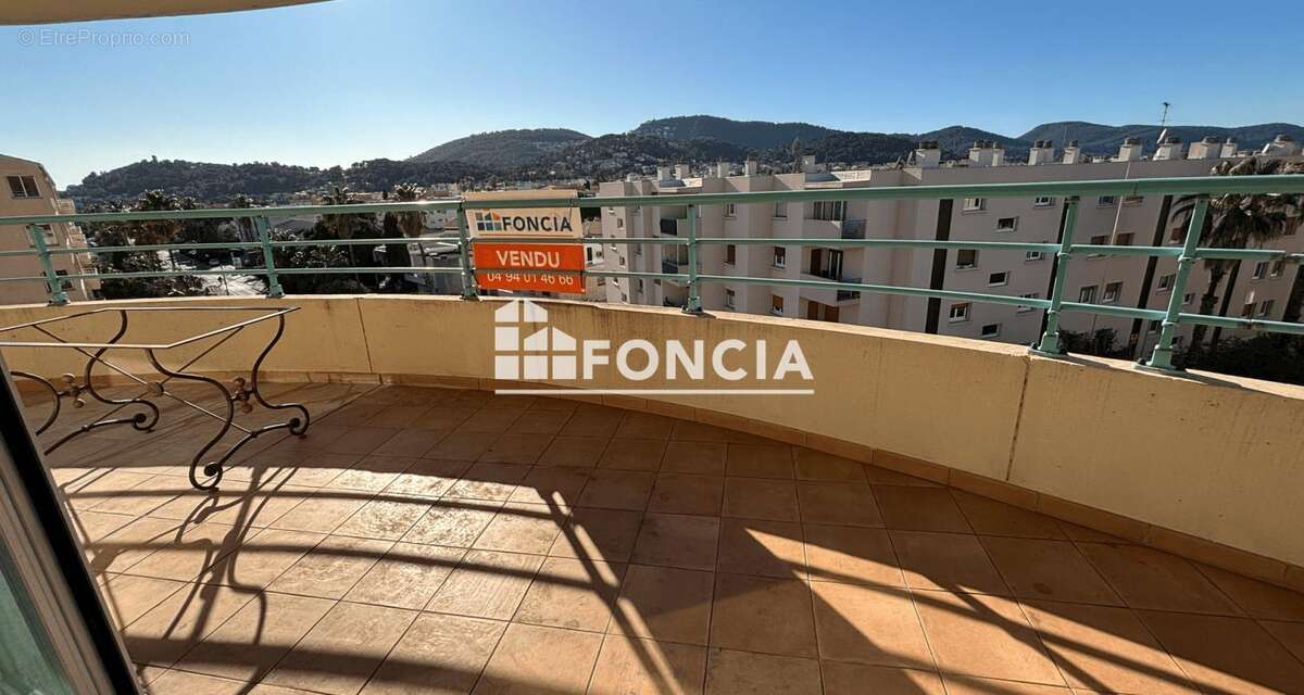 Appartement à HYERES