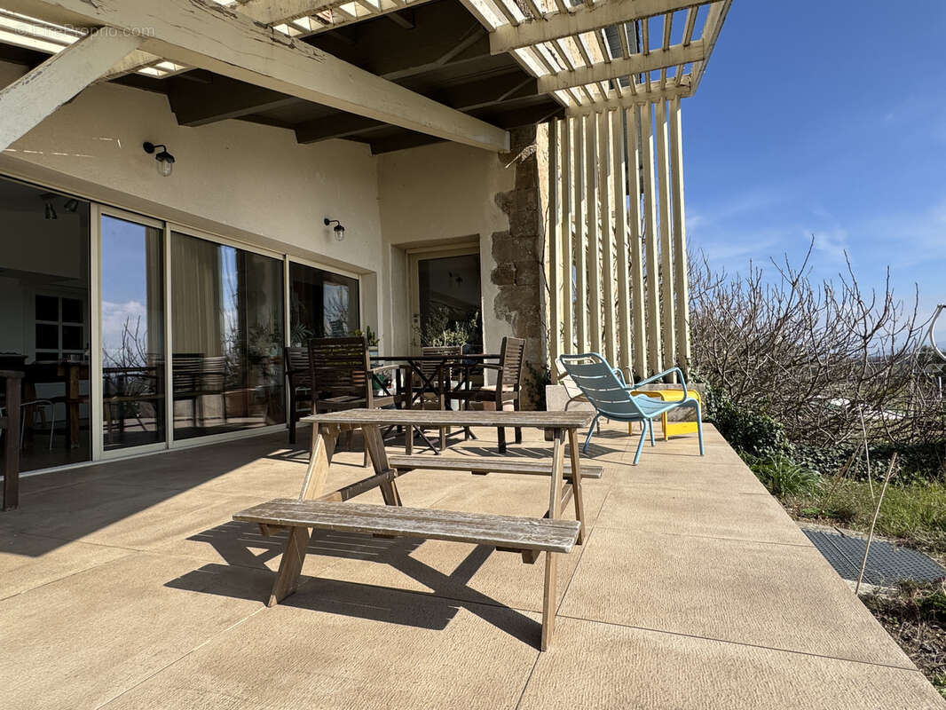 Maison à ROMANS-SUR-ISERE