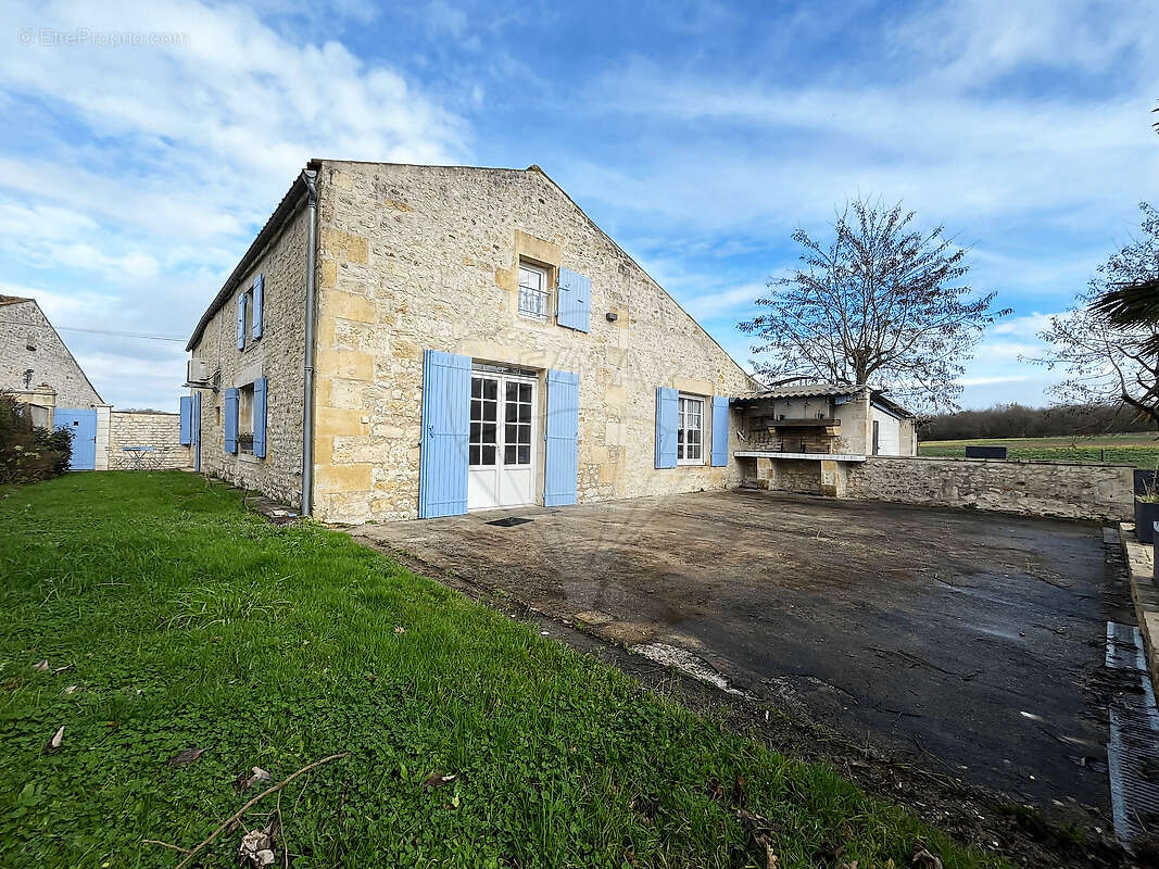 Maison à SAINT-GERMAIN-DU-SEUDRE