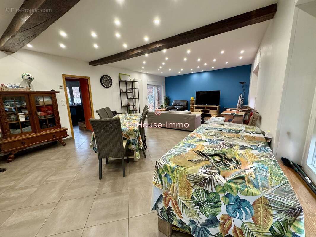 Maison à LOUVIGNIES-QUESNOY