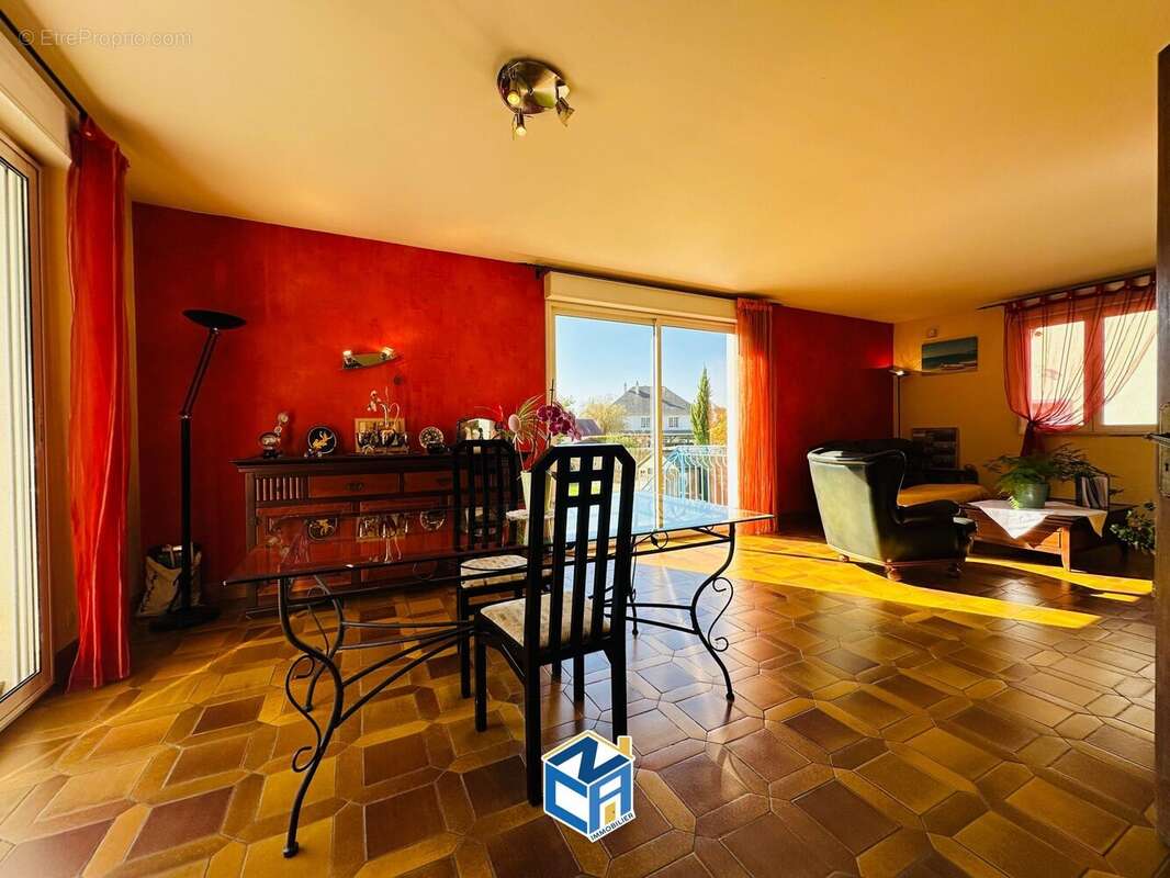 Maison à CHAMBRAY-LES-TOURS