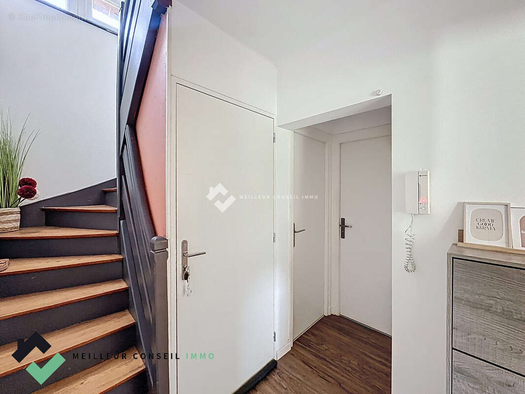 Appartement 150 m² à Yffiniac  - photo 7