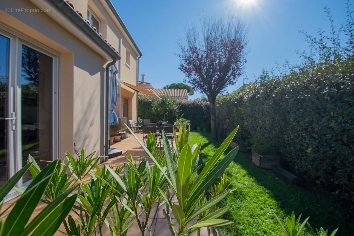 ROYAN – Maison familiale 4 chambres – - photo 2
