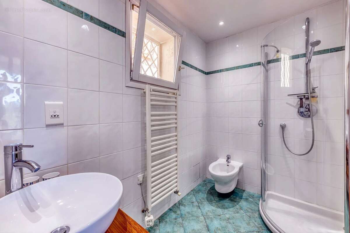 Maison à THEOULE-SUR-MER