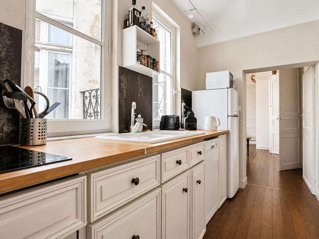 Vente T4 100m2 BORDEAUX (33000) - photo 2