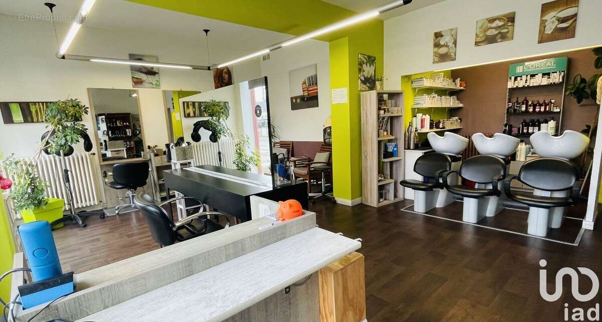 Photo 5 - Commerce à RETIERS