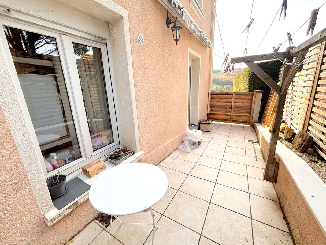 Maison à LA FOUILLOUSE