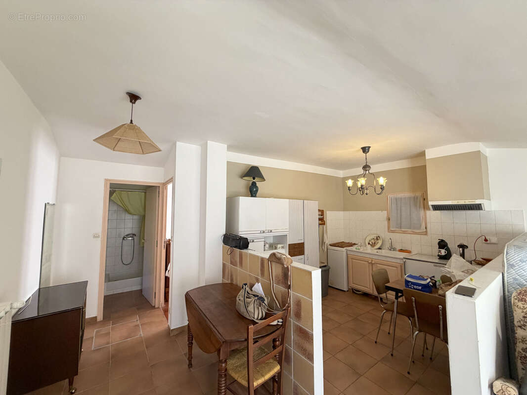 Maison à SAINT-MAXIMIN-LA-SAINTE-BAUME