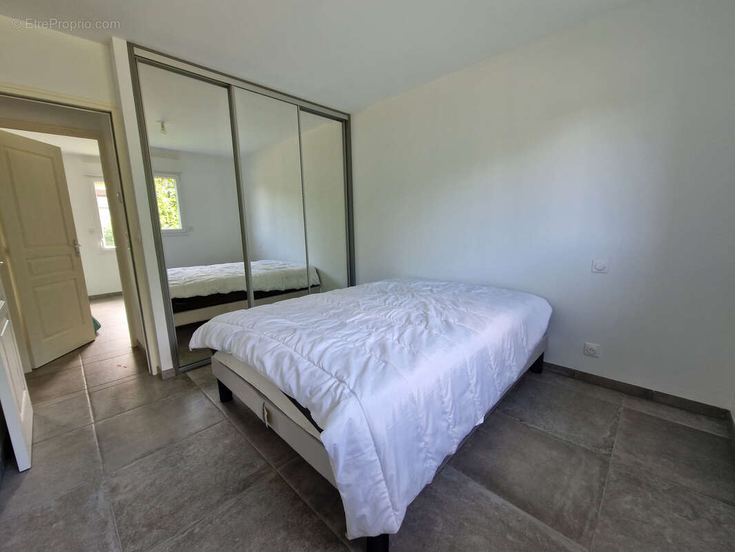 Maison à DRAGEY-RONTHON