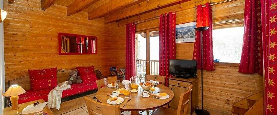 Appartement à SAINT-FRANCOIS-LONGCHAMP